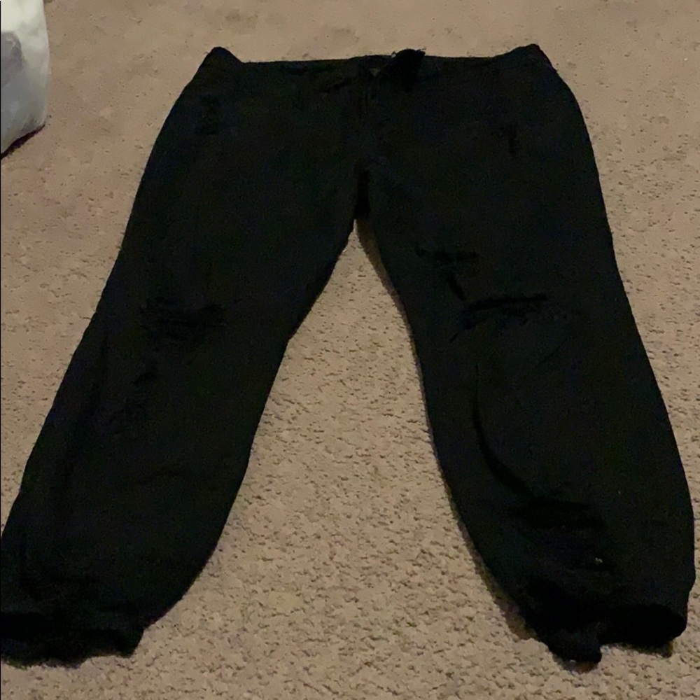Black distressed/ripped skinny jeans